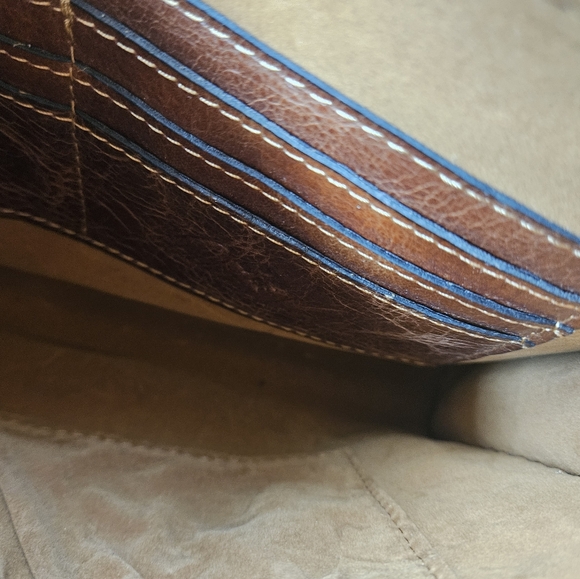 PATRICIA NASH Sorola Leather Crossbody with Coral Bouquet - Picture 13 of 13